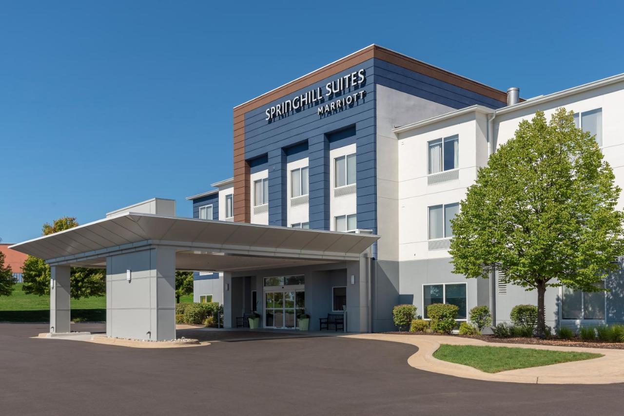 Springhill Grand Rapids North Hotel Walker