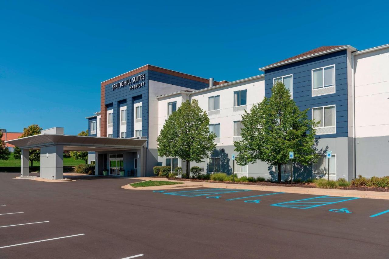 Springhill Grand Rapids North Hotel Walker