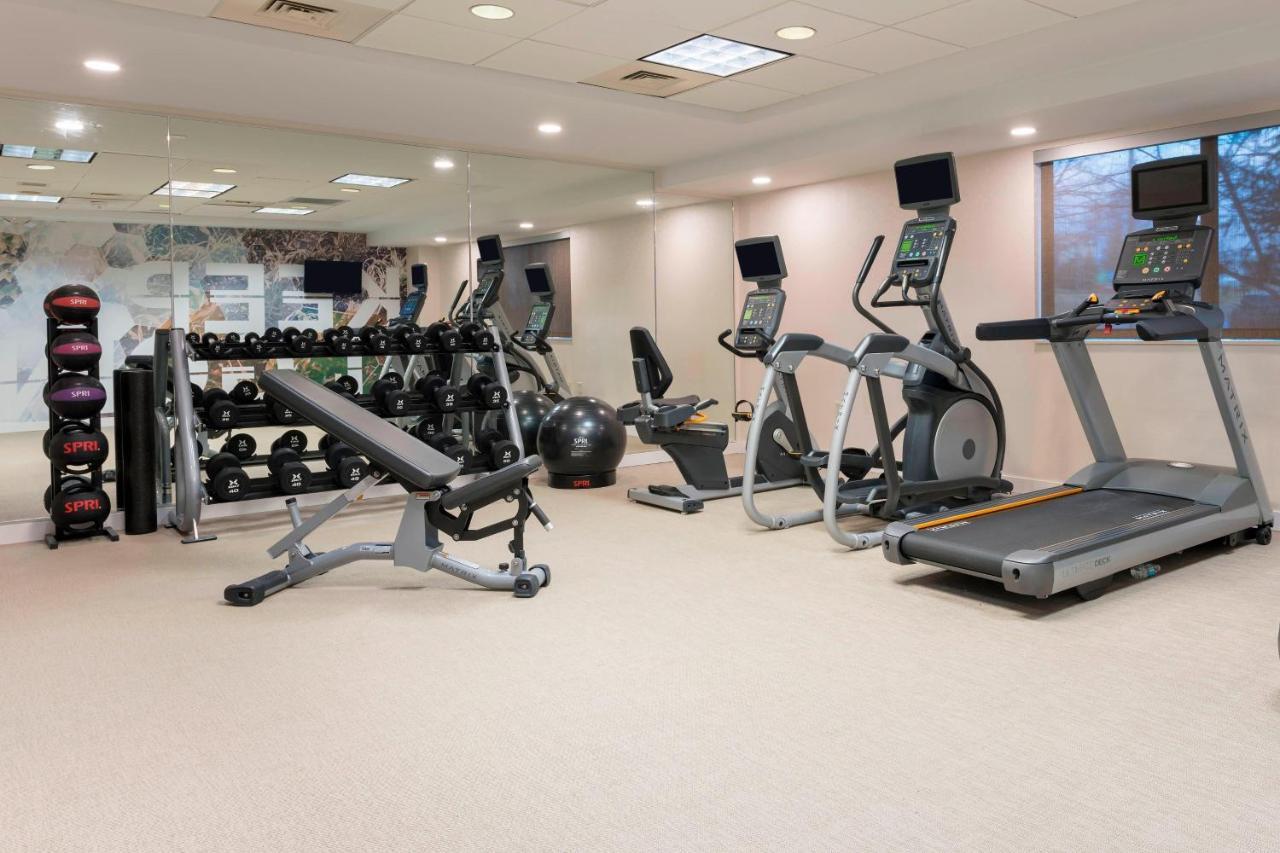 Springhill Grand Rapids North Hotel 3*