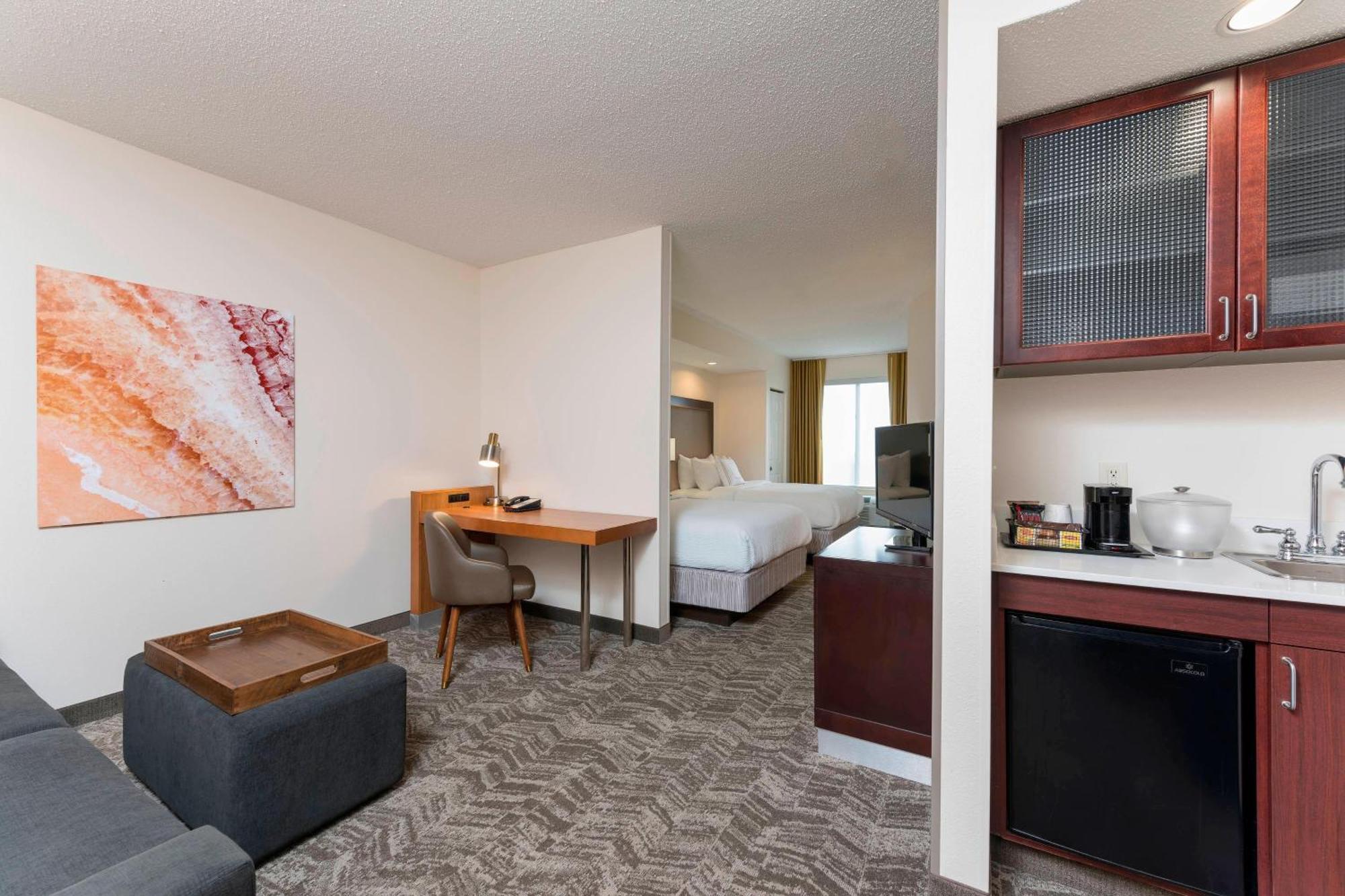 Springhill Grand Rapids North Hotel Walker