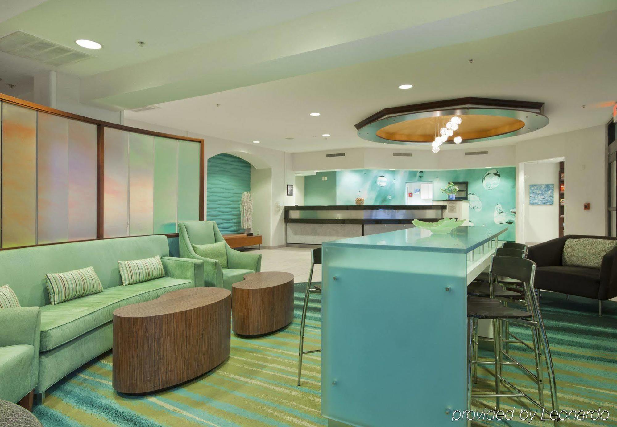 Springhill Grand Rapids North 3*